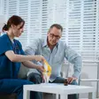 Artroza: simptome, diagnostic și soluții moderne de tratament