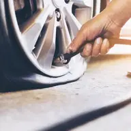 Cum îți îngrijești corect anvelopele pe timp de vară? Sfaturi esențiale