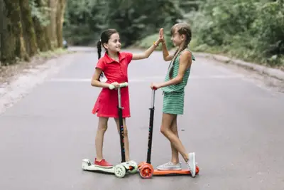 3 idei de activitati sport pentru copii acasa